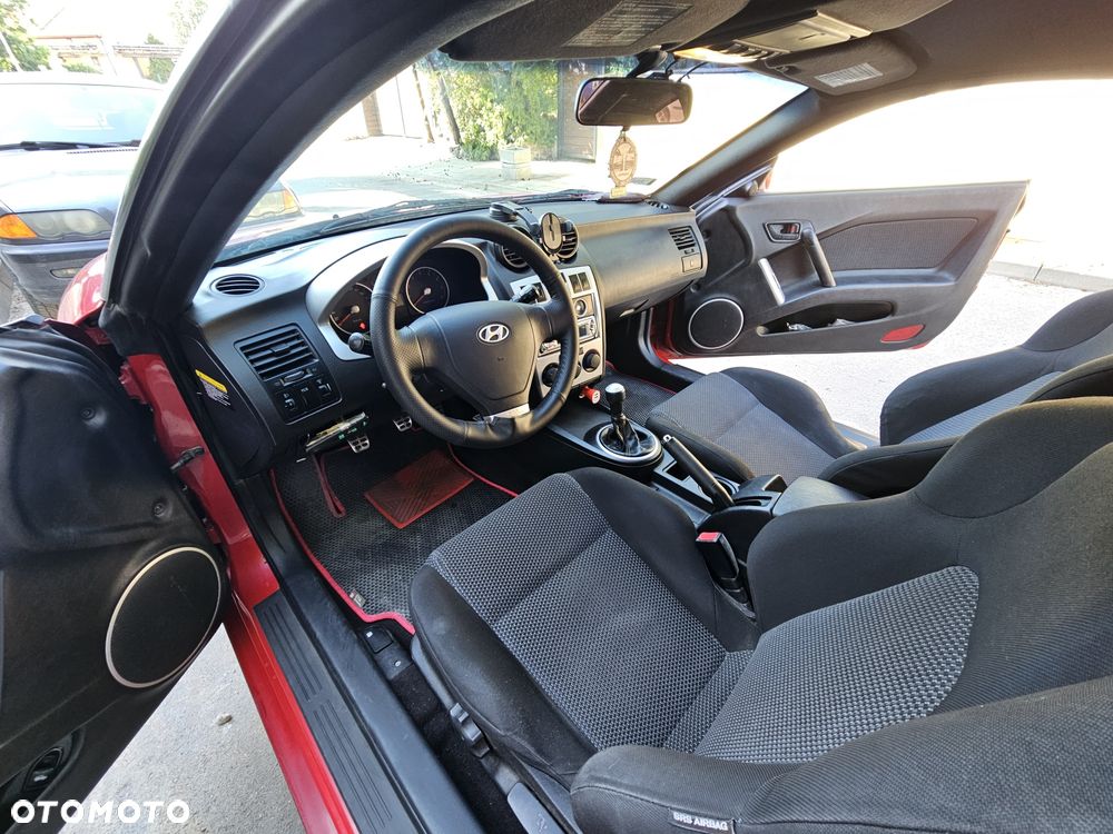 Hyundai Coupe - 8