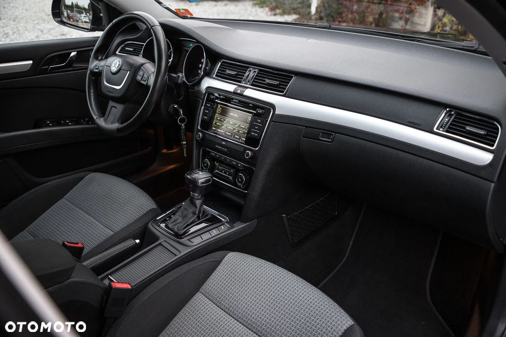 Skoda Superb 2.0 TSI DSG Elegance - 29