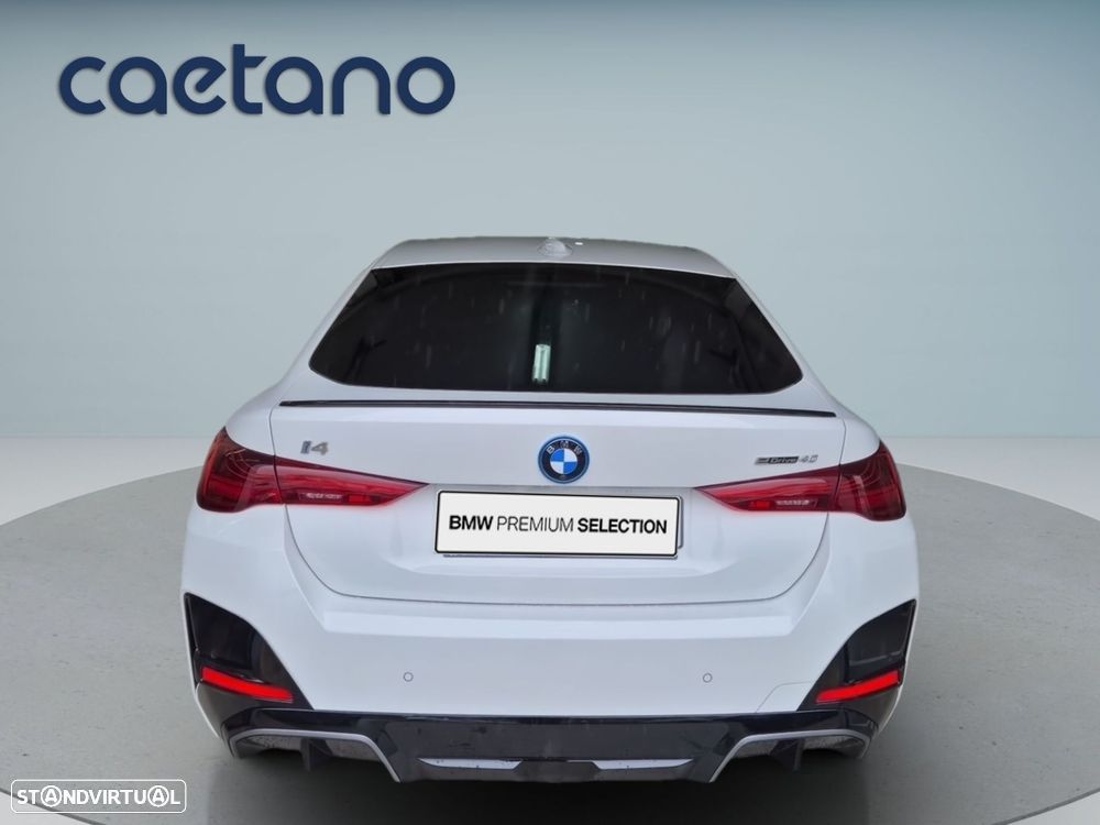 BMW i4 eDrive40 Pack Desportivo M Pro — fotografia 7