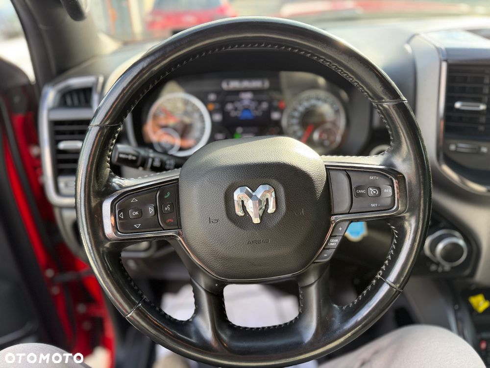 RAM 1500 - 21
