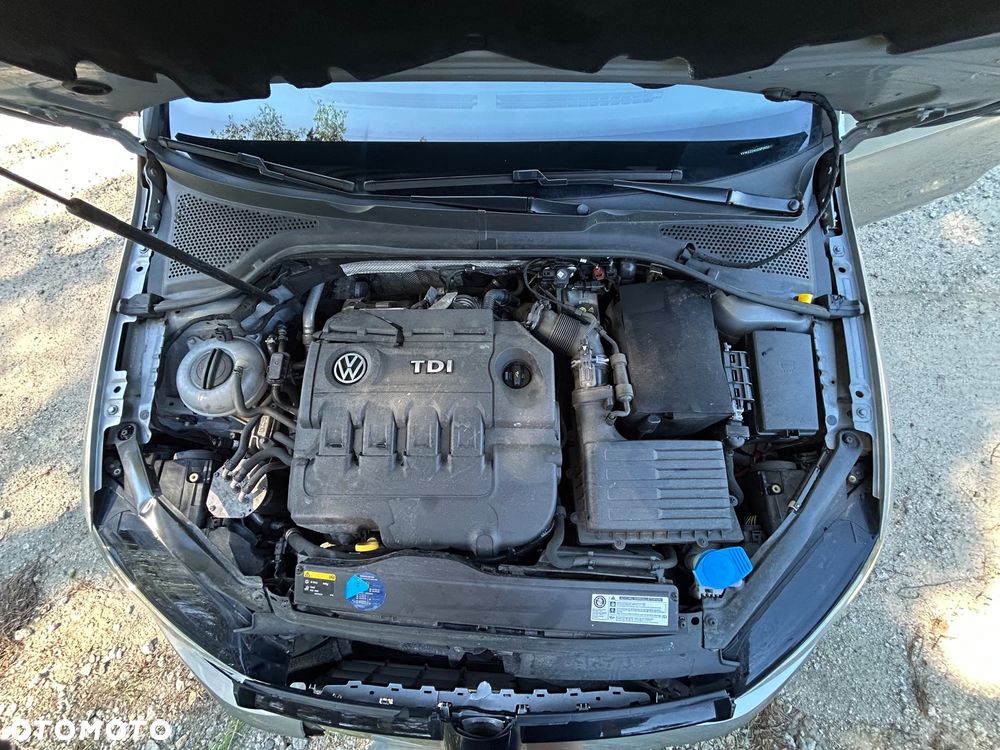 Volkswagen Golf 1.6 TDI BlueMotion Technology Comfortline - 6