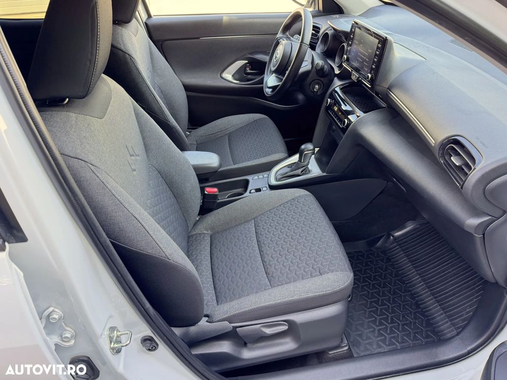 Toyota Yaris Cross 1.5 VVT-i Business Edition - 30