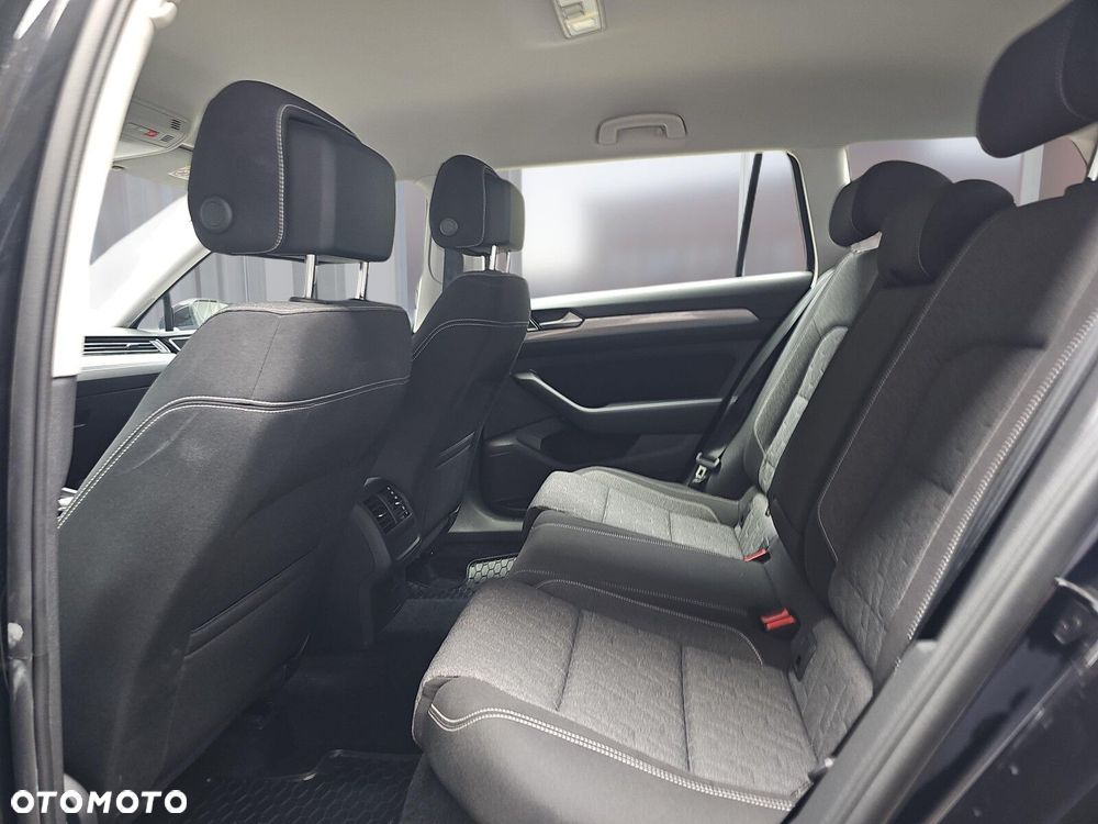 Volkswagen Passat Variant 1.5 TSI EVO Business DSG - 10