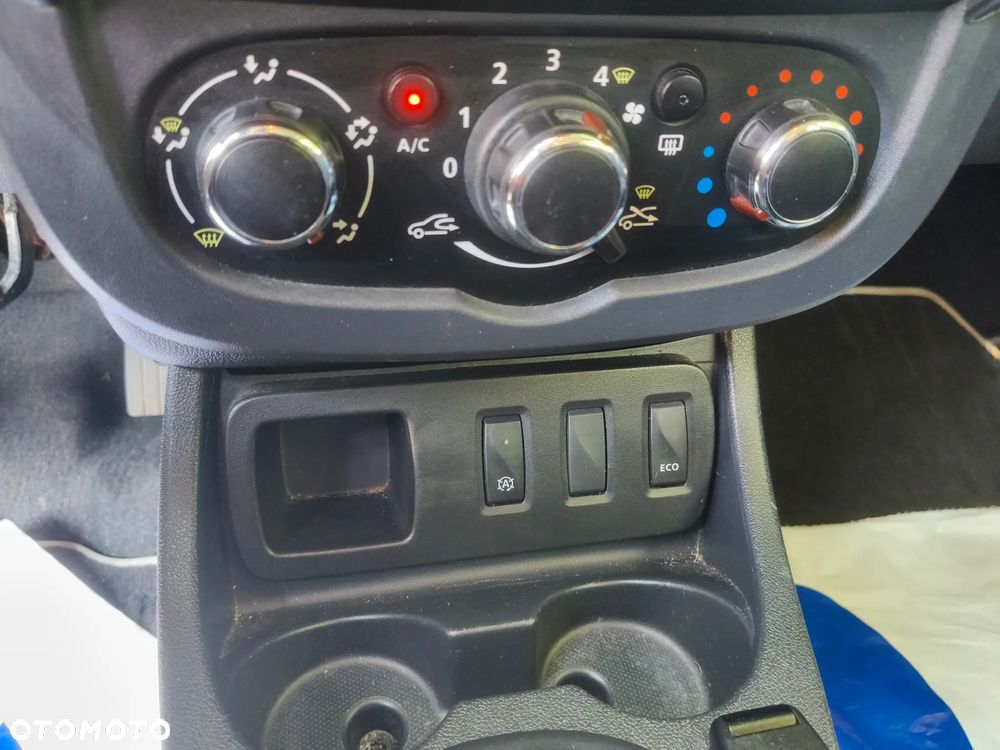 Dacia Duster SCe 115 4x2 Laureate - 22