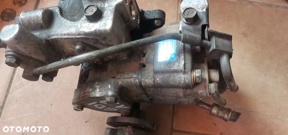 POMPA WYSOKIEGO CIŚNIENIA CARISMA 1,8 GDI MD351017 - 1