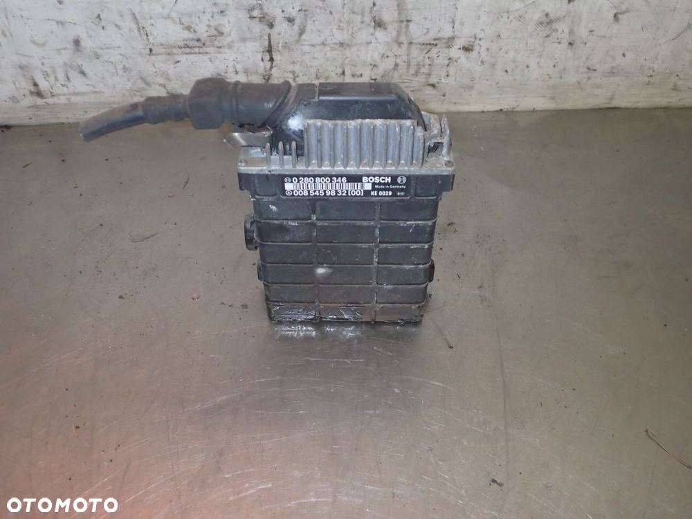KOMPUTER SILNIKA MERCEDES - BENZ W124 E300 2.3  0280800346 - 2