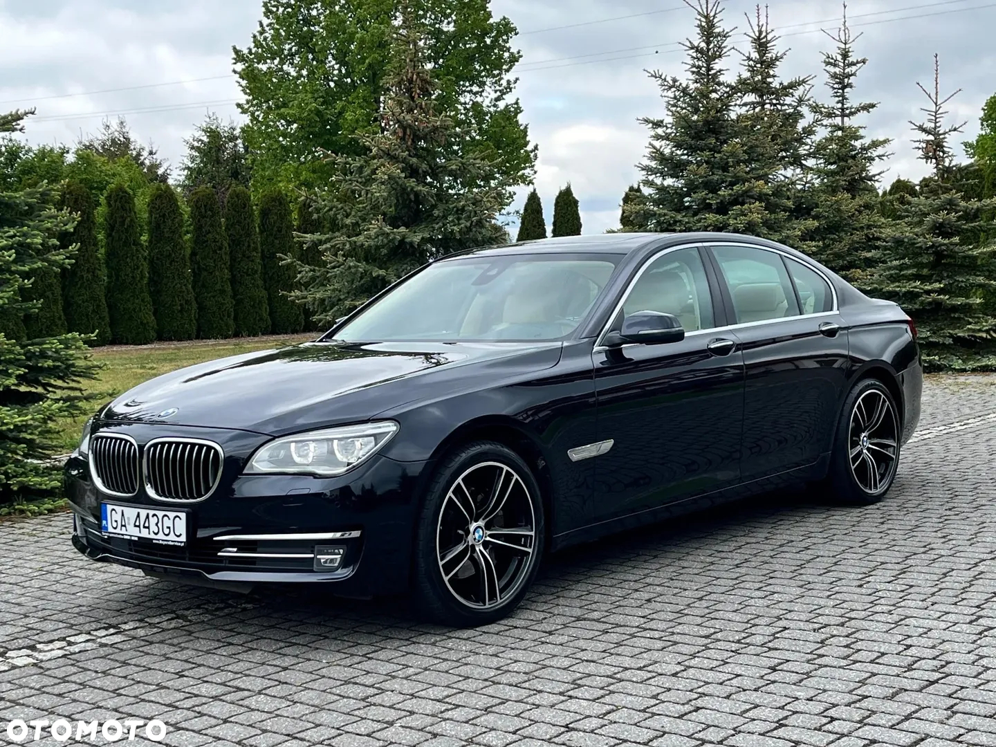 BMW Seria 7 - 29