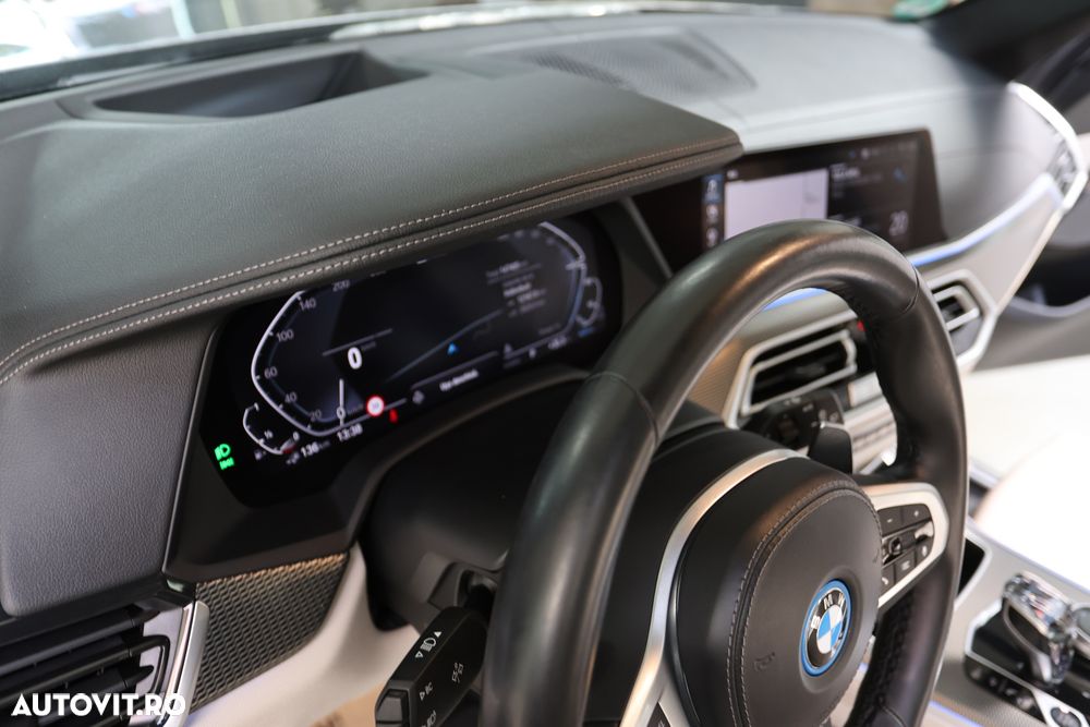 BMW X5 xDrive45e - 19