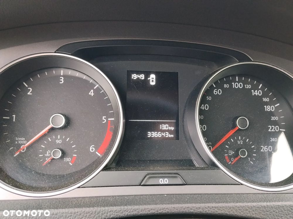 Volkswagen Golf 1.6 TDI Trendline - 27