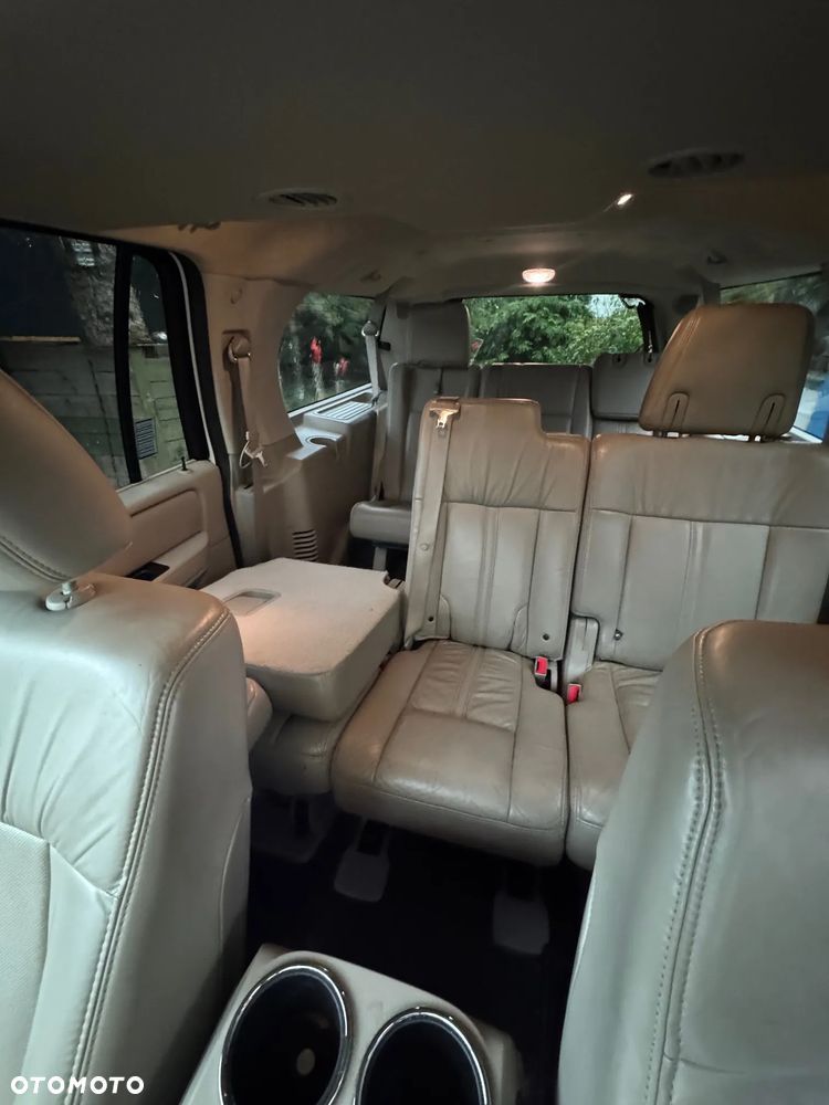 Lincoln Navigator - 5