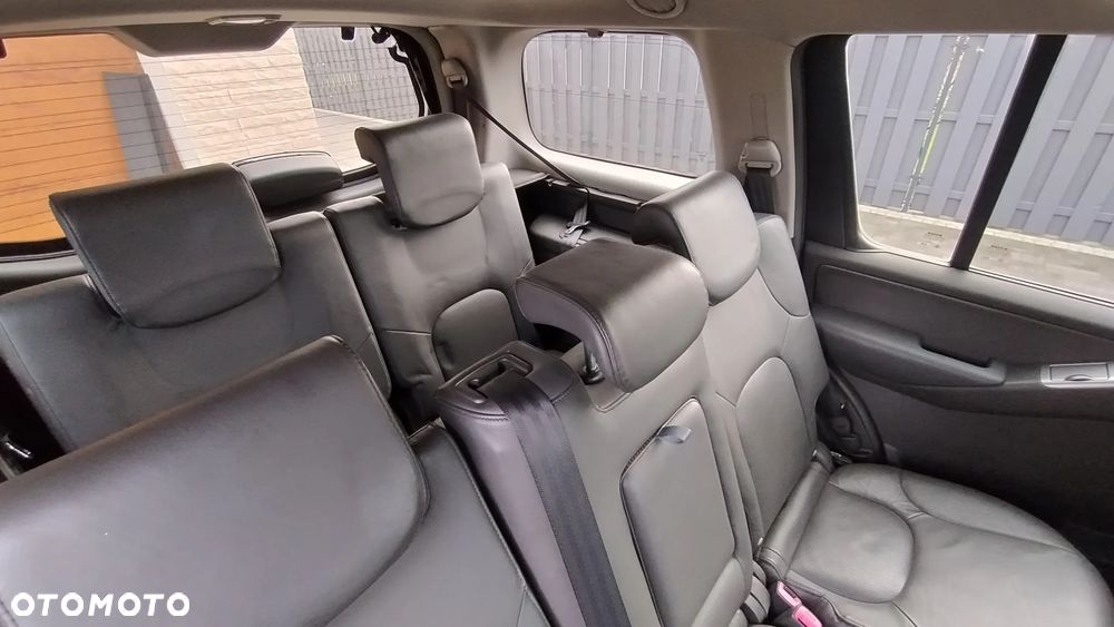 Nissan Pathfinder 2.5 dCi Premium - 24