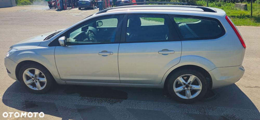 Ford Focus 2.0 TDCi Ghia - 6
