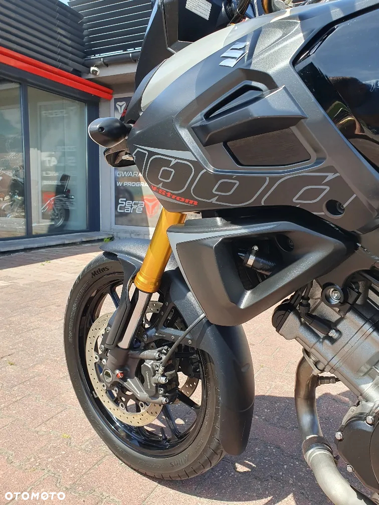 Suzuki DL - 9