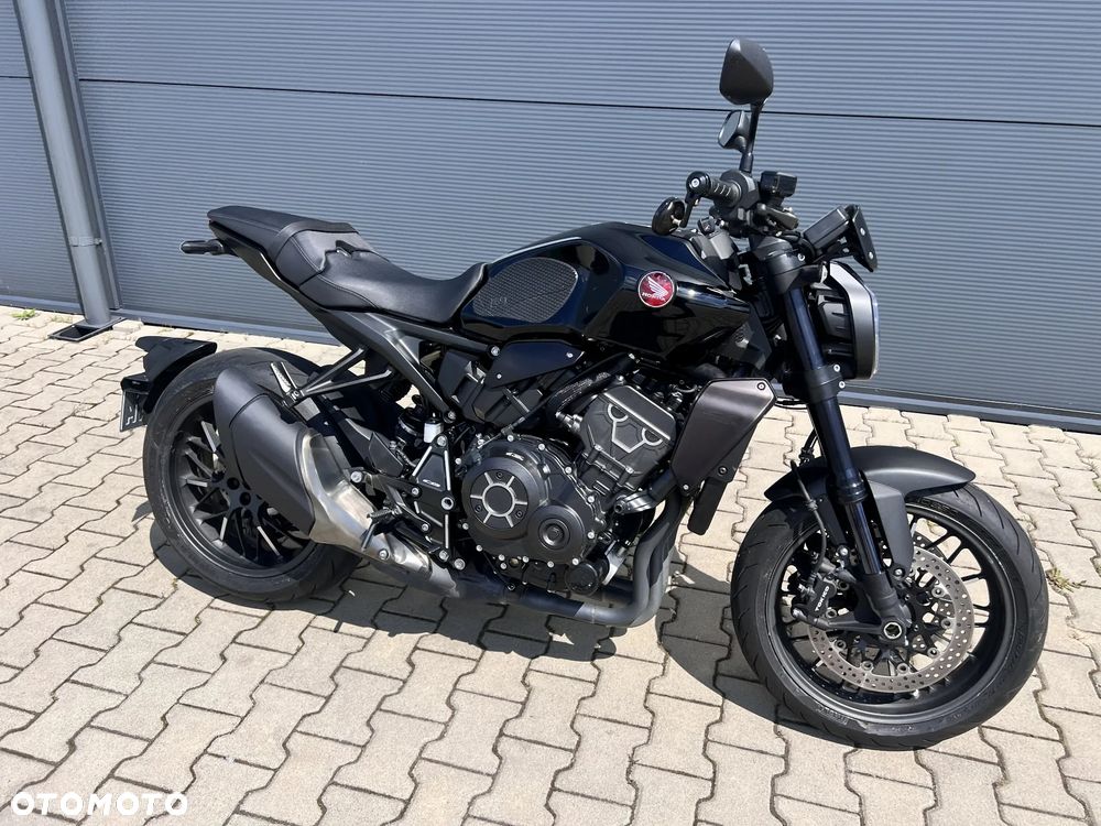 Honda CB - 8