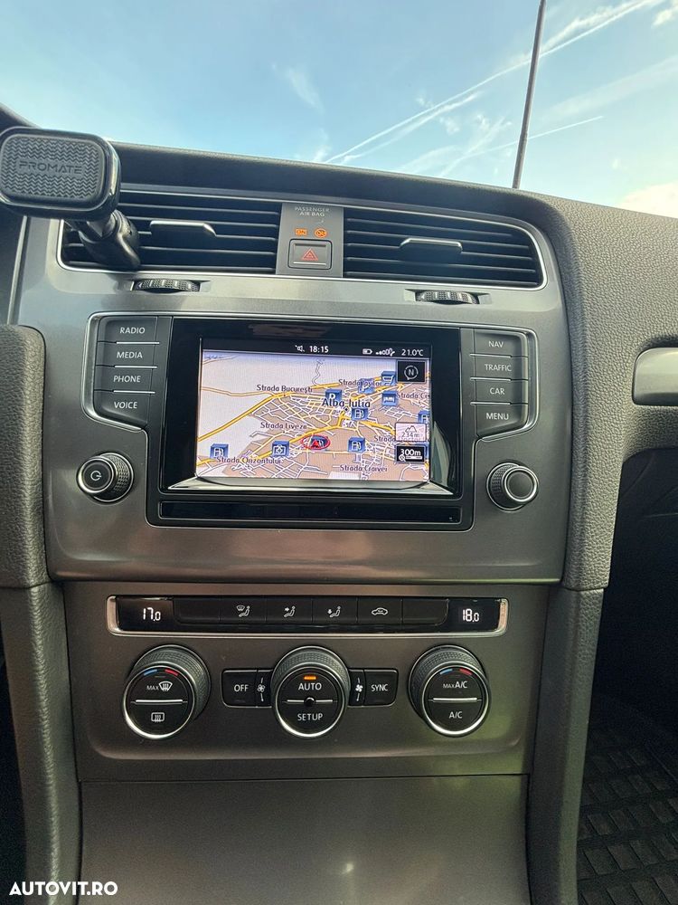 Volkswagen Golf 1.2 TSI Highline BlueMotion Technology - 5