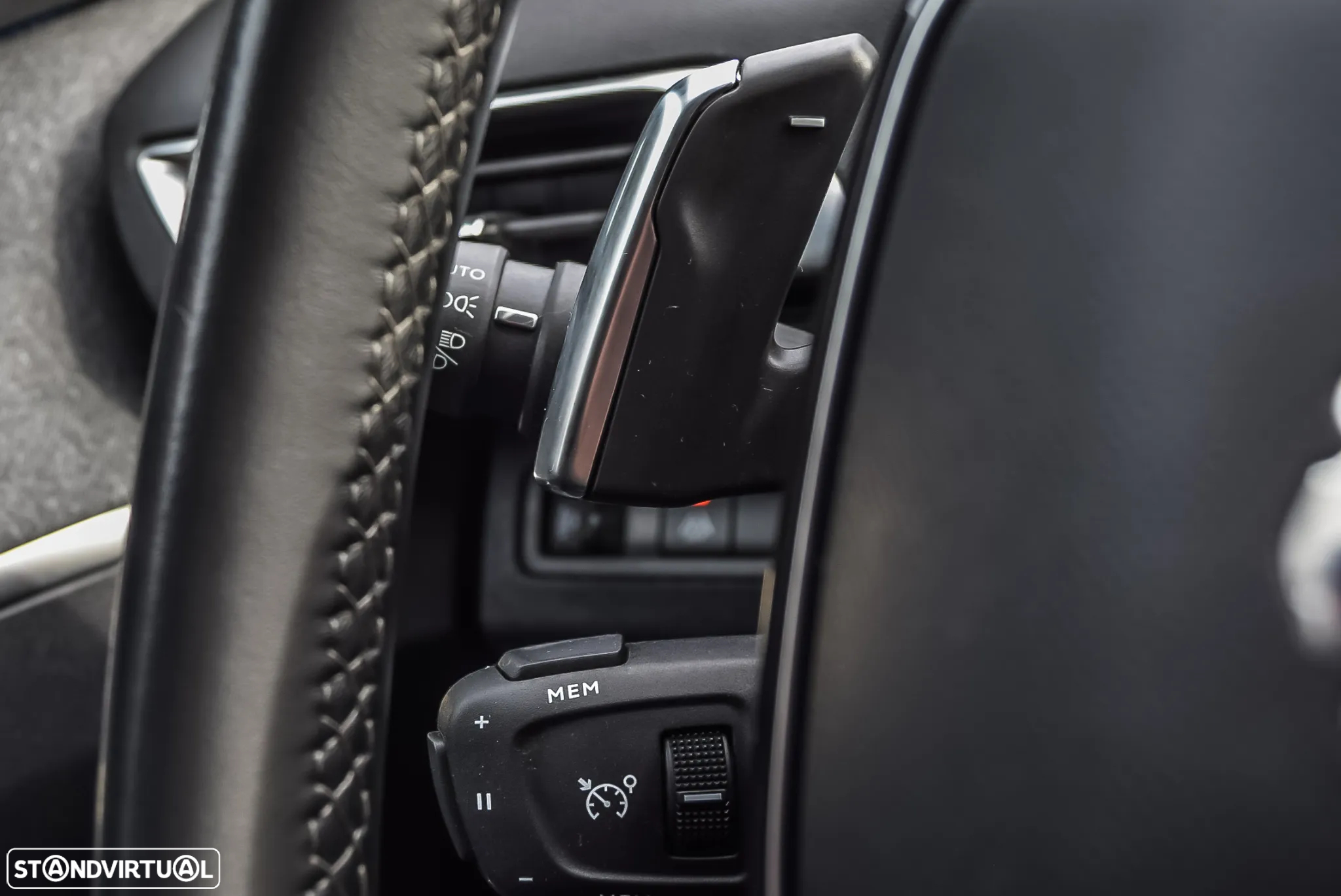 Peugeot 3008 1.6 Hybrid4 Allure Pack e-EAT8 - 13