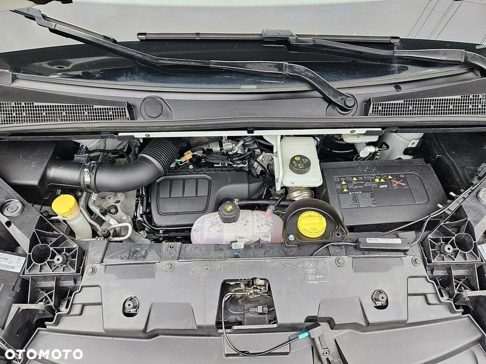 Renault Trafic - 10