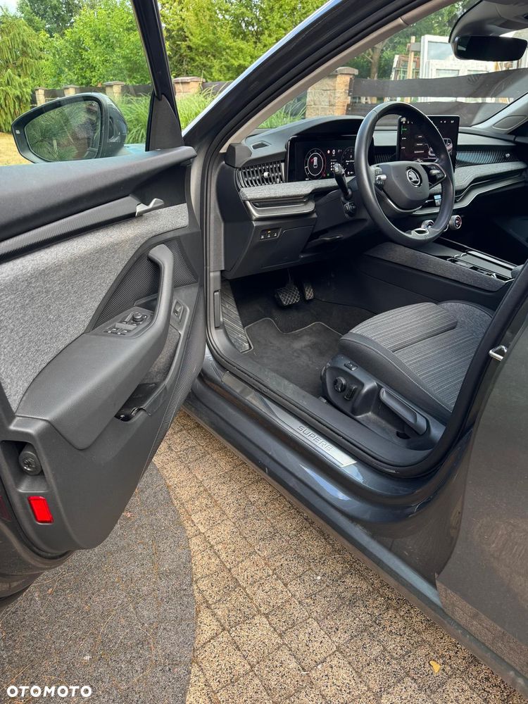 Skoda Superb 2.0 TDI SCR 4x4 Drive DSG - 14
