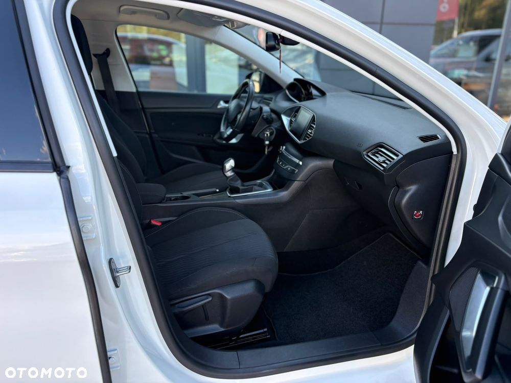 Peugeot 308 1.2 PureTech Active S&S - 9