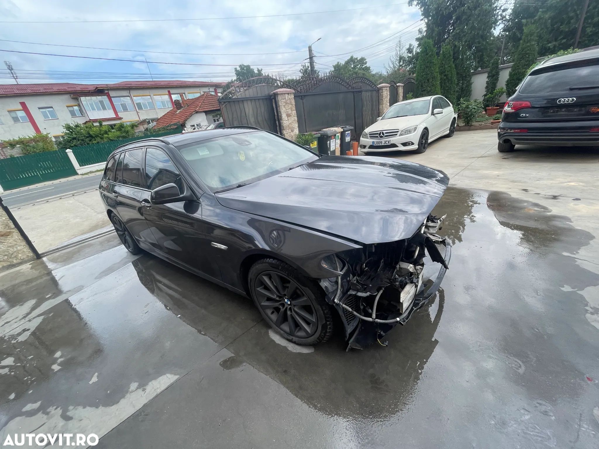 Dezmembram BMW F11 530 xd 258 cp 2012 - 1