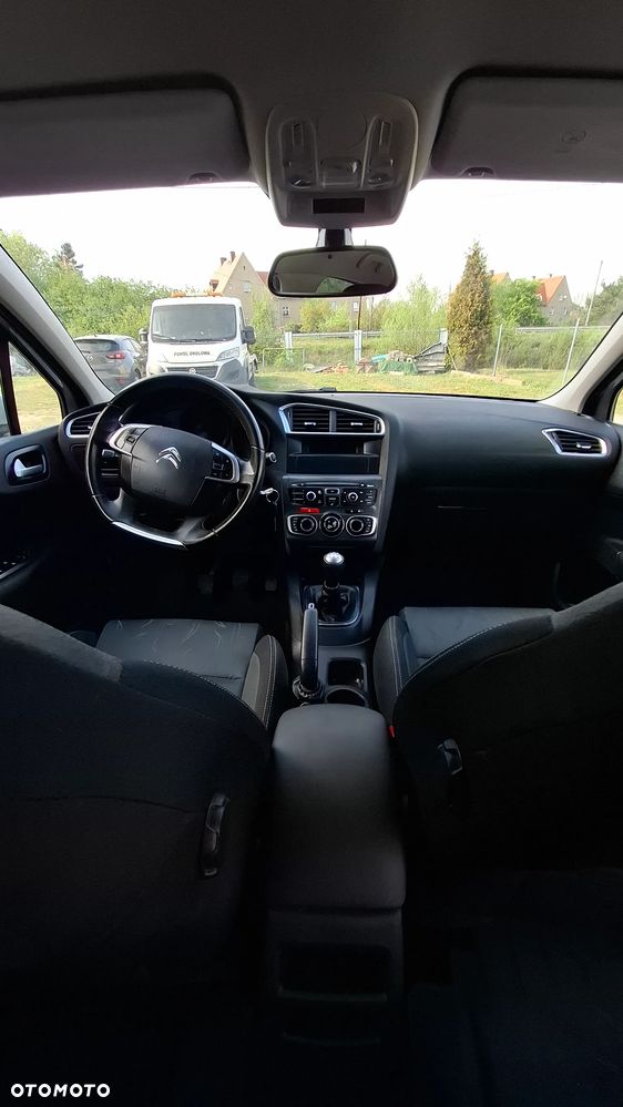 Citroën C4 VTi 95 Selection - 27