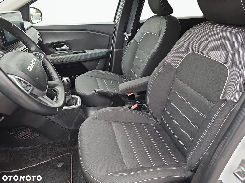 Dacia Jogger 1.0 TCe Expression 7os - 12
