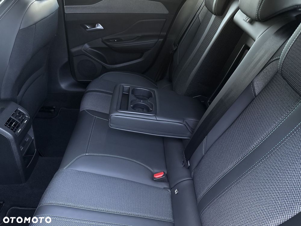 Peugeot 308 1.5 BlueHDi Allure S&S EAT8 - 11
