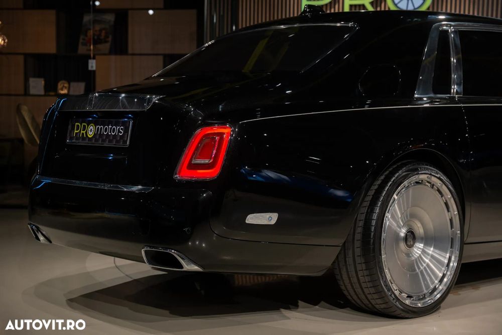 Rolls-Royce Phantom - 27