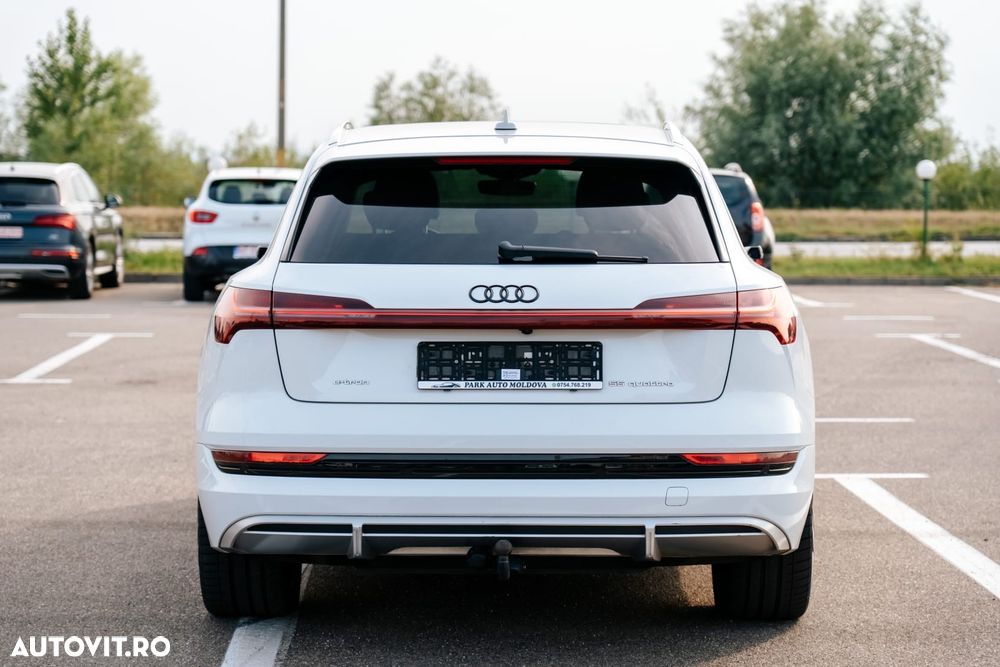Audi e-tron - 2