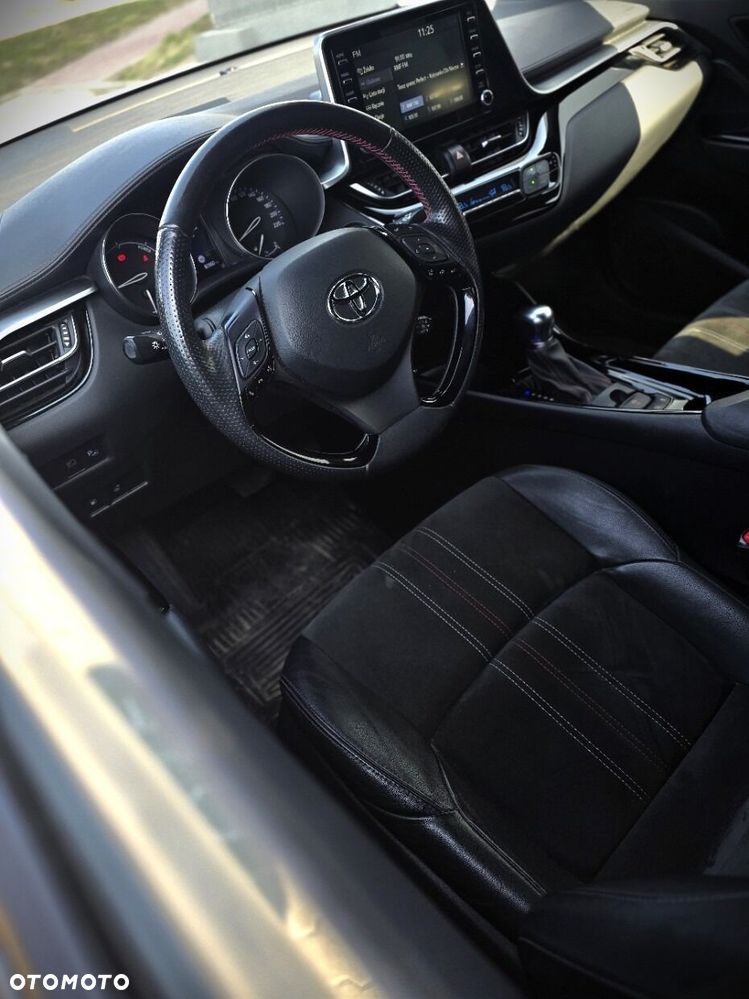 Toyota C-HR 1.8 Hybrid GPF GR Sport - 22