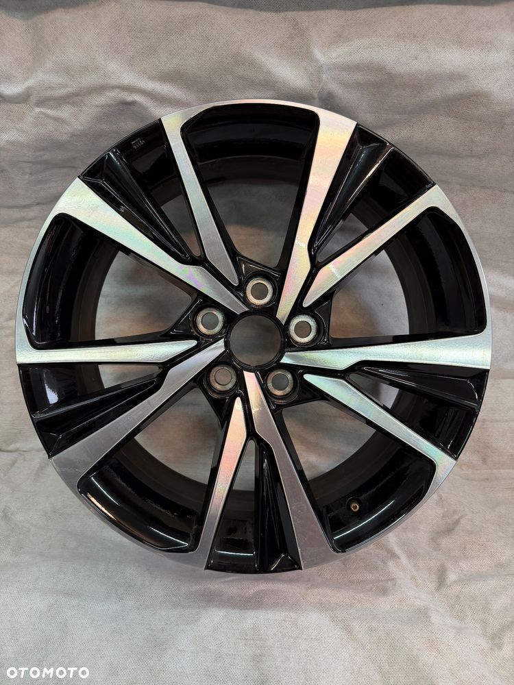TOYOTA CH-R II RAV4 HYBRID 7x18 ET35 5x114,3 - 1
