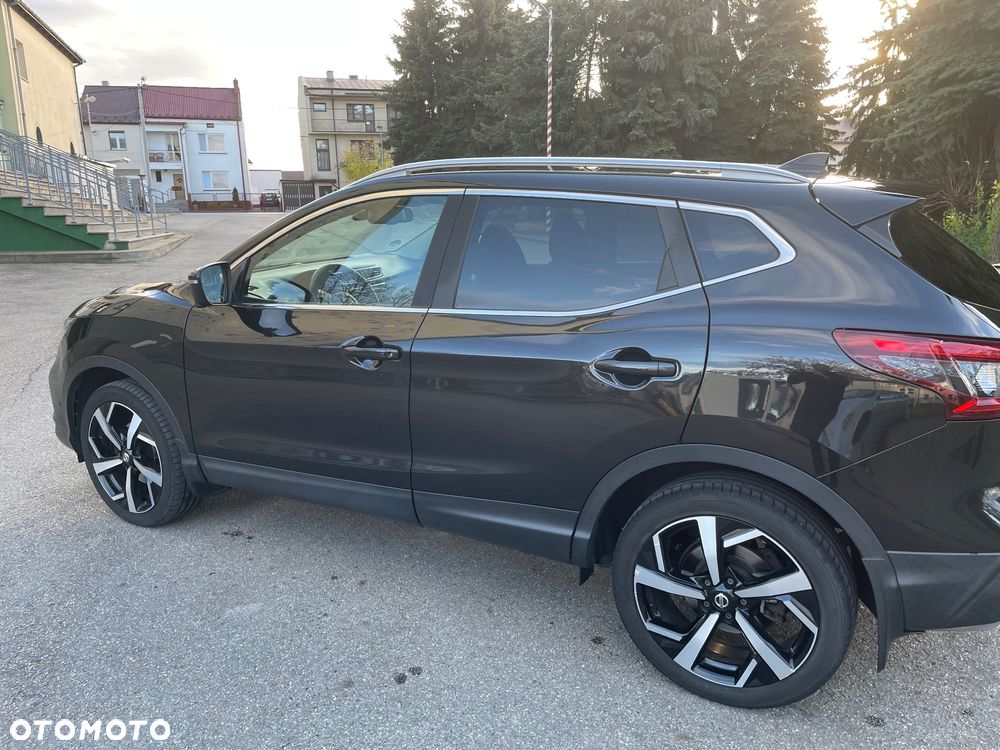 Nissan Qashqai - 2