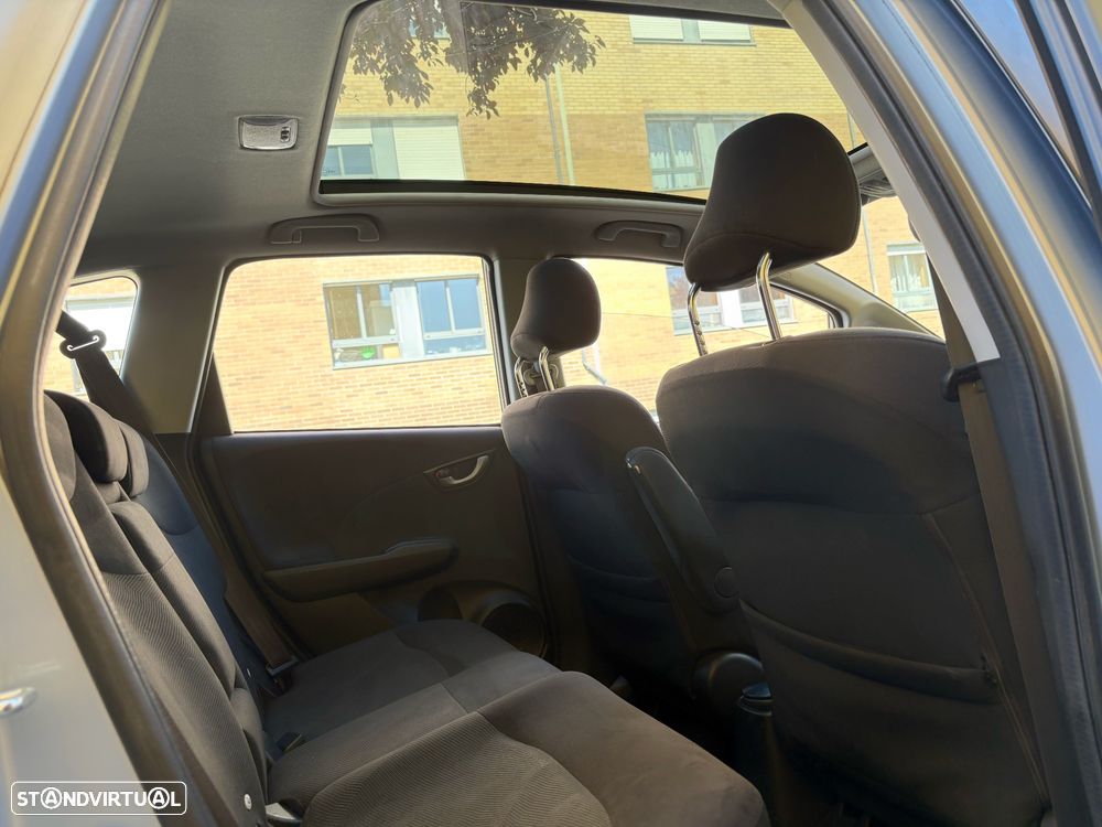 Honda Jazz 1.4 i-VTEC Executive - 16