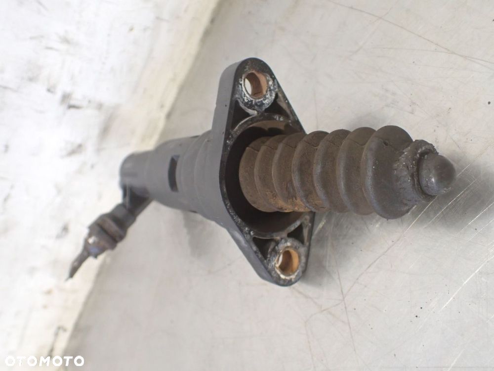 WYSPRZĘGLIK MITSUBISHI COLT CZ3 1.3 A4542570379 - 3