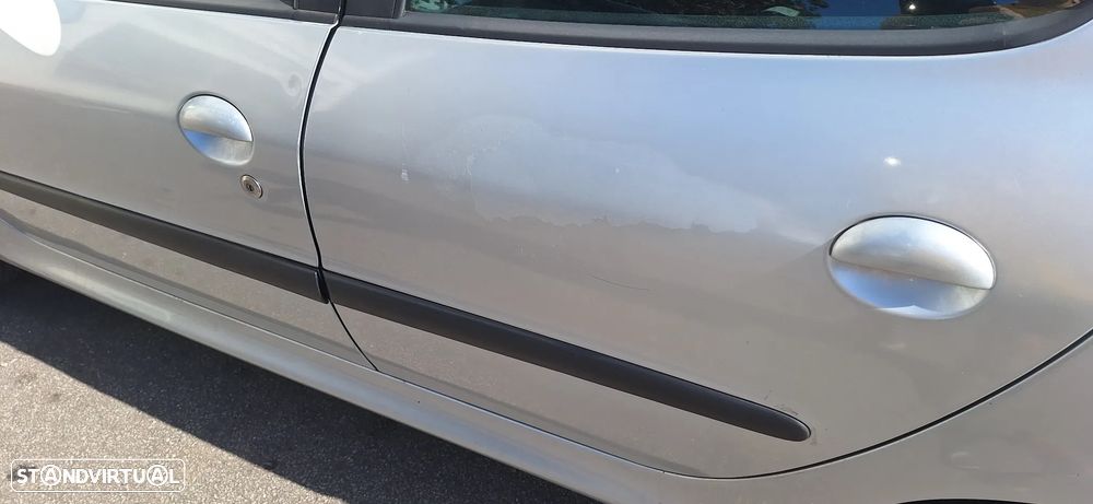Peugeot 206 - 6