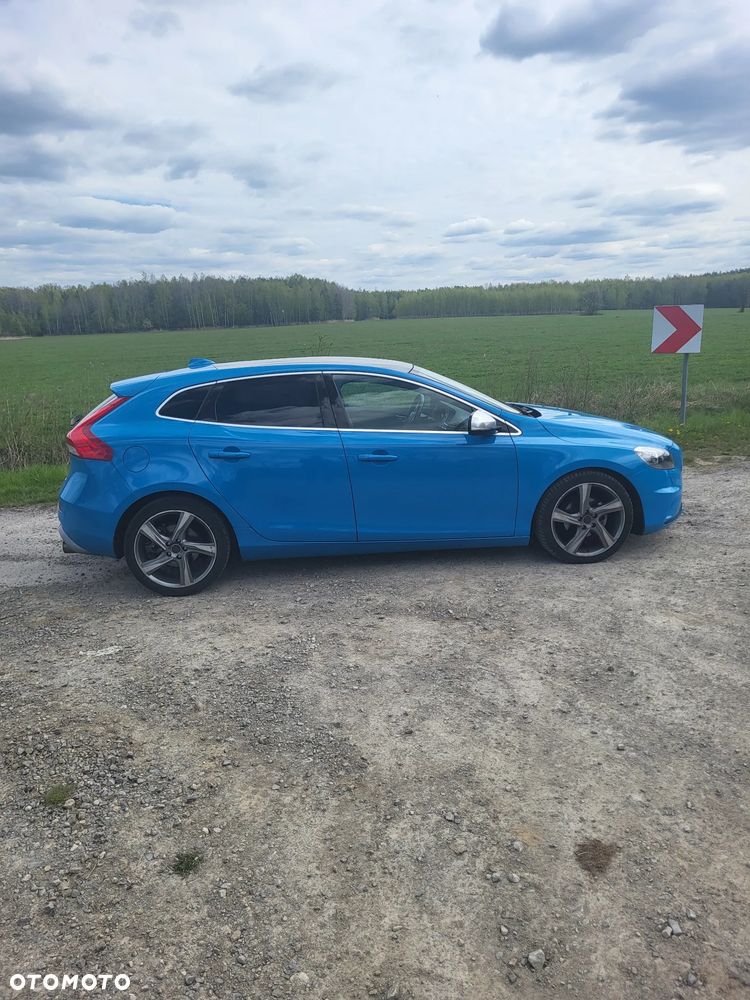 Volvo V40 D2 R-Design - 5