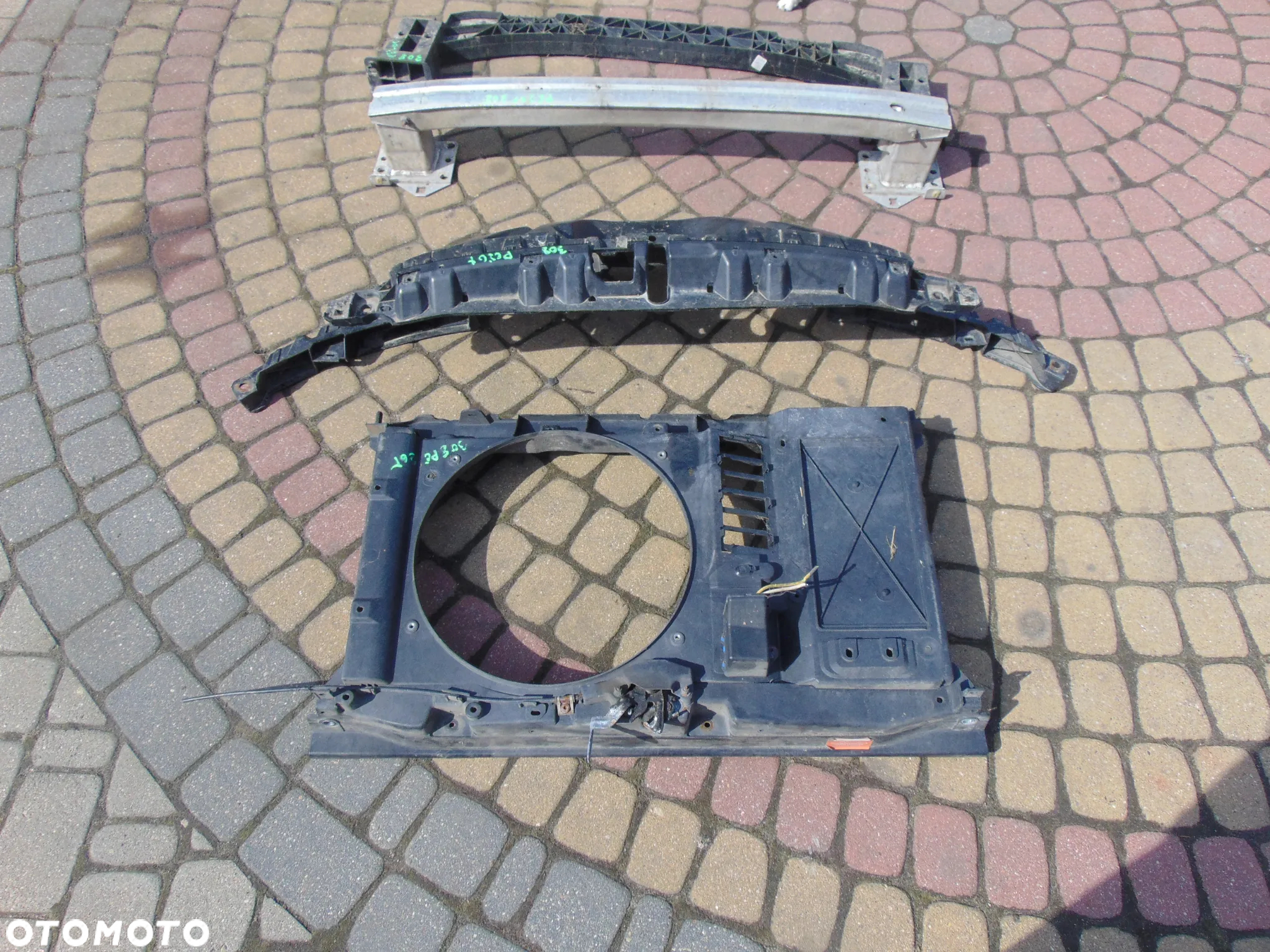 Pas przód peugeot 308 I 2007 rok cena za komplet - 7