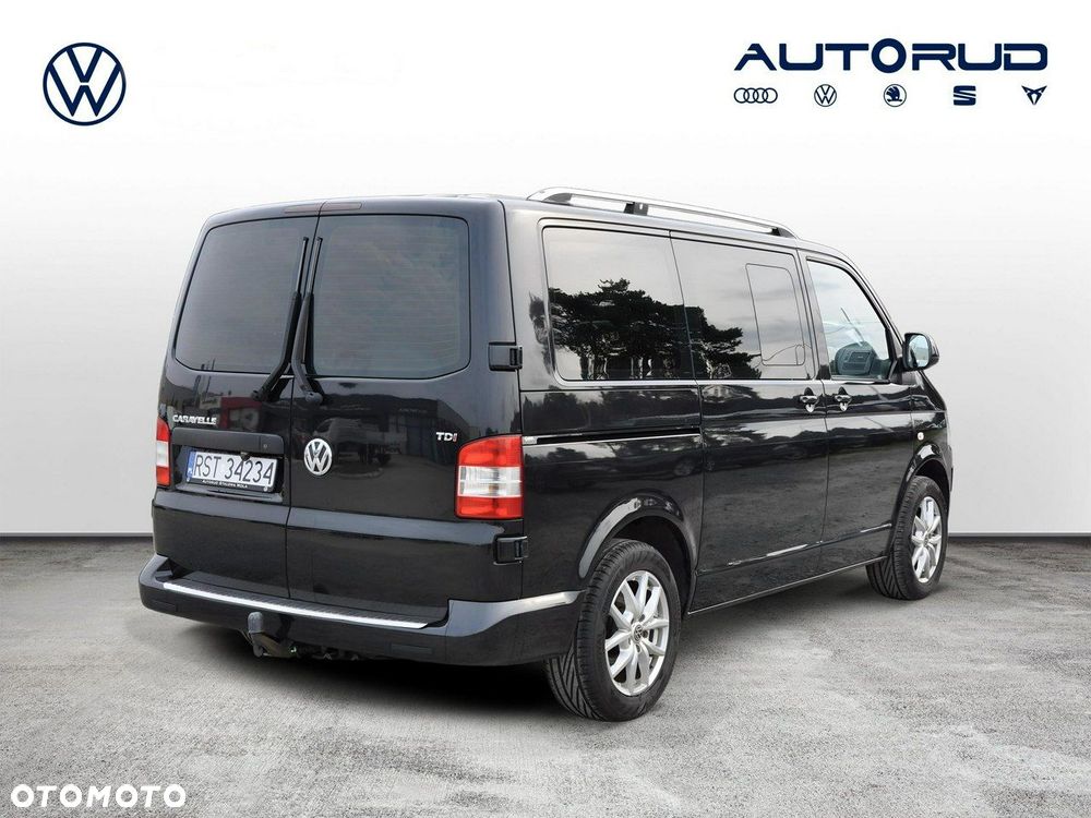 Volkswagen Caravelle - 5