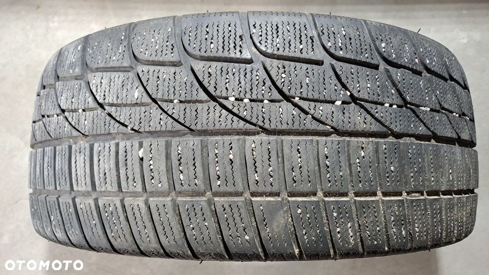Opona zimowa GoodRide SW601 225/45 R17 - 1