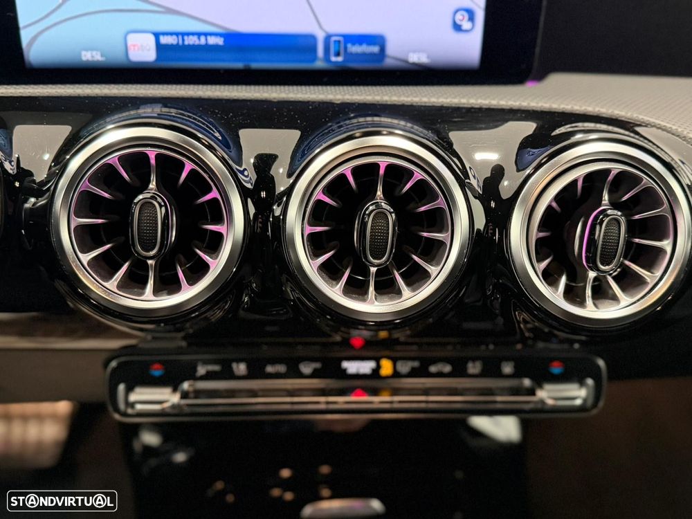 Mercedes-Benz A 250 e AMG Line - 10