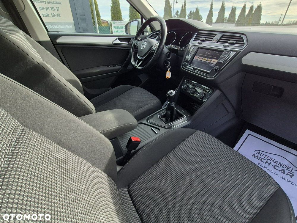 Volkswagen Tiguan - 5