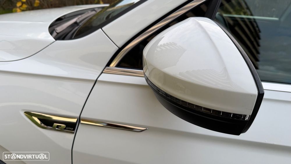 VW Tiguan 2.0 TDI R-Line DSG 4Motion - 29