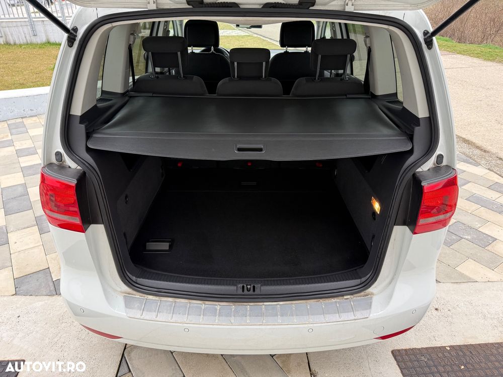 Volkswagen Touran 2.0 TDI DPF DSG Comfortline - 35