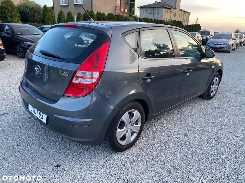Hyundai i30 1.4 Comfort - 34