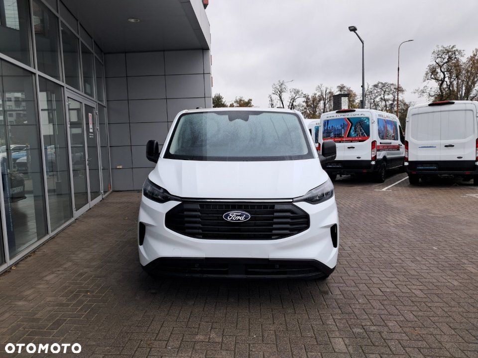 Ford Transit Custom - 13
