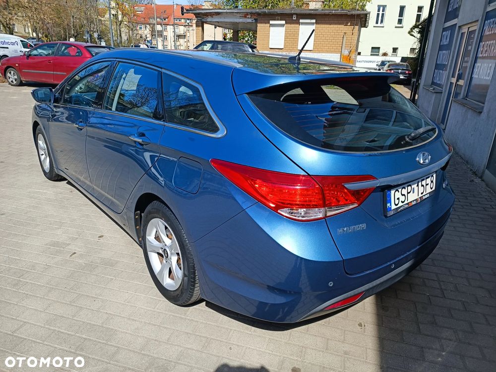 Hyundai i40 1.7 CRDi Comfort + - 4