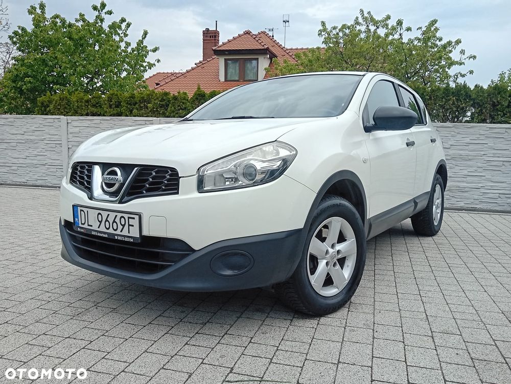 Nissan Qashqai 1.6 visia - 2