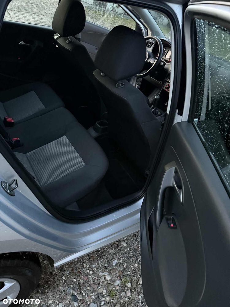 Volkswagen Polo - 10