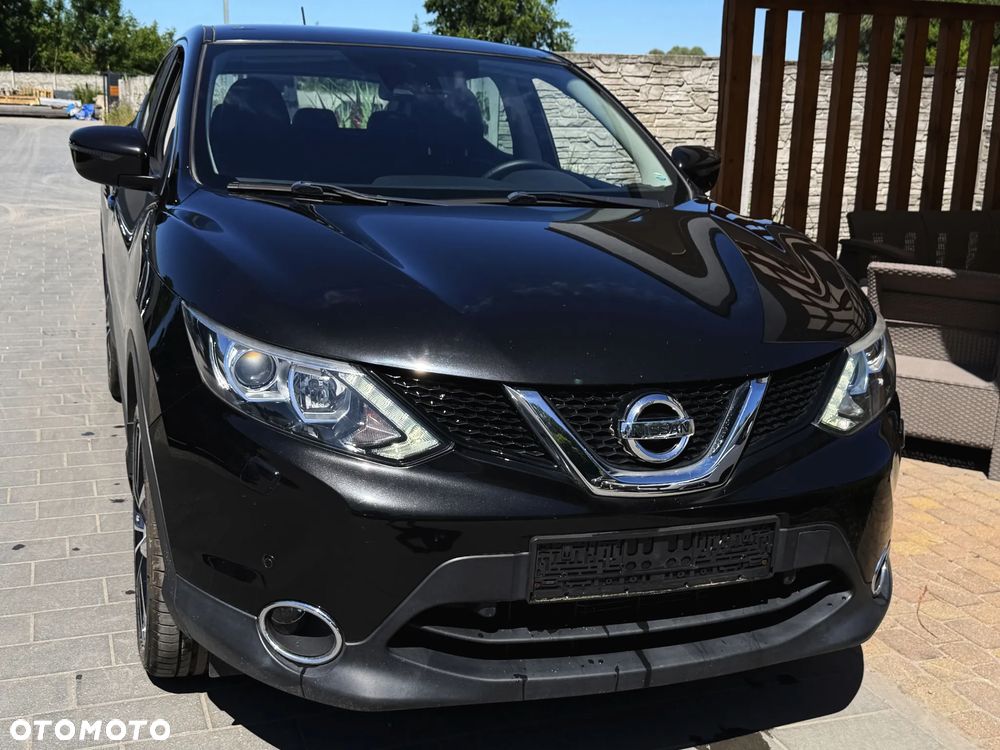 Nissan Qashqai 1.2 DIG-T 360 - 1