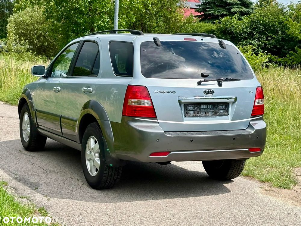 Kia Sorento 2.5 CRDi VGT LX - 4
